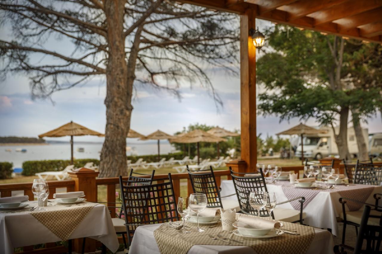 Valamar Camping Padova Banjol ภายนอก รูปภาพ