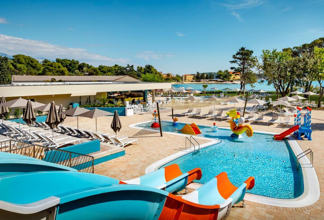 Valamar Camping Padova Banjol ภายนอก รูปภาพ